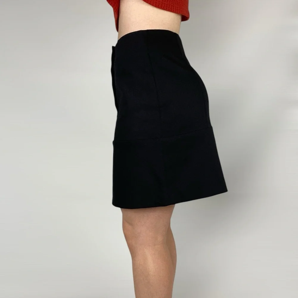 CUE Button Mini‎ Skirt High Rise Black Chic Streetwear
